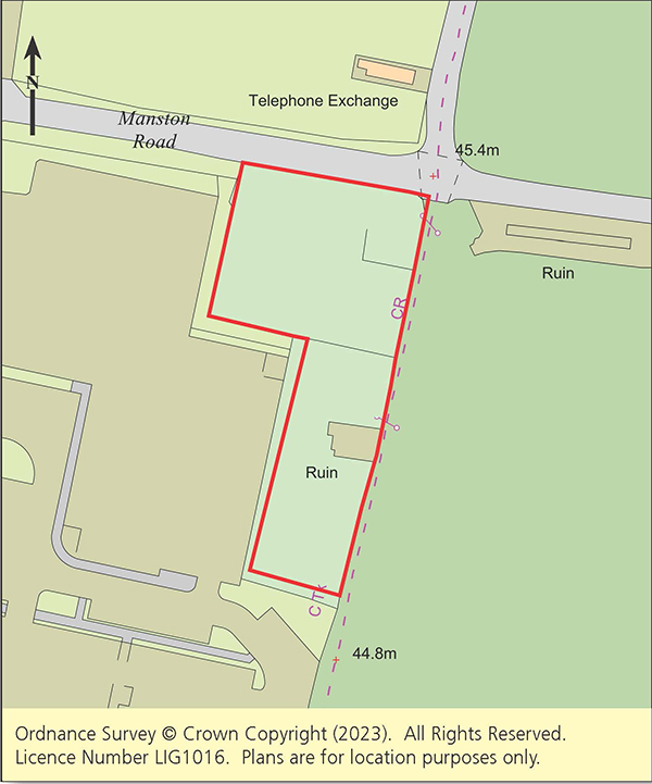 Lot: 82 - LAND ADJACENT MANSTON AIRPORT WITH LAPSED PLANNING FOR HOTEL - 